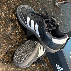 Adidas samba classic J